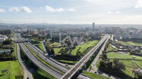 Terreno com PIP aprovado para construção em altura no Centro da Cidade da Maia