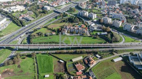 Terreno com PIP aprovado para construção em altura no Centro da Cidade da Maia