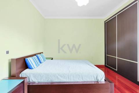 Moradia T5 Isolada e Moderna – Gondomar