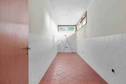 Moradia T5 Isolada e Moderna – Gondomar