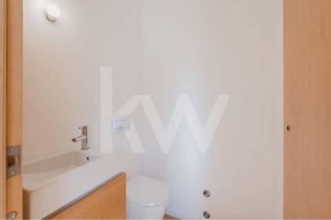 FANTÁSTICA MORADIA NOVA COM 3 SUITES EM OLIVEIRA DE AZEMÉIS