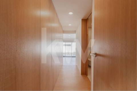 FANTÁSTICA MORADIA NOVA COM 3 SUITES EM OLIVEIRA DE AZEMÉIS