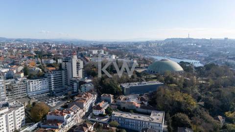 Apartamento T3 de Luxo no Coração da Zona Romântica do Porto - Ao Palácio Cristal