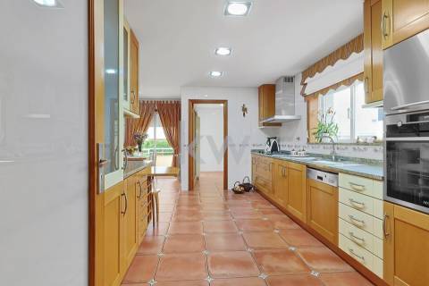 Moradia T4 Geminada em S. Cosme, Gondomar - Casa Perfeita para Família Moderna – 