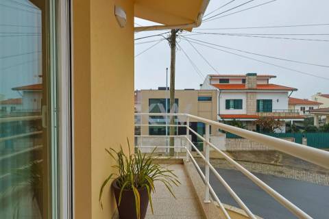 Moradia T4 Geminada em S. Cosme, Gondomar - Casa Perfeita para Família Moderna – 