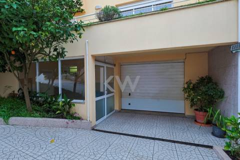 Moradia T4 Geminada em S. Cosme, Gondomar - Casa Perfeita para Família Moderna – 