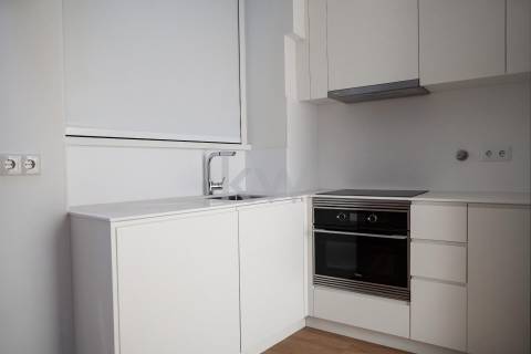 Apartamento T1 Travessa dos Caldeireiros.