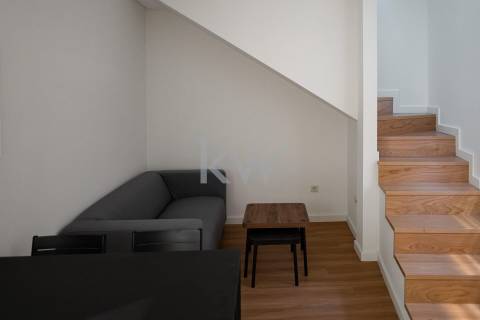 Apartamento T1 Travessa dos Caldeireiros.