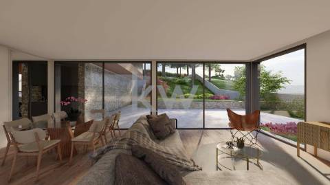 Terreno com viabilidade construtiva - Lanhelas - Caminha