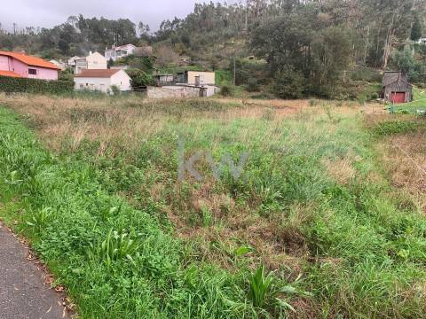 Terreno com viabilidade construtiva - Lanhelas - Caminha