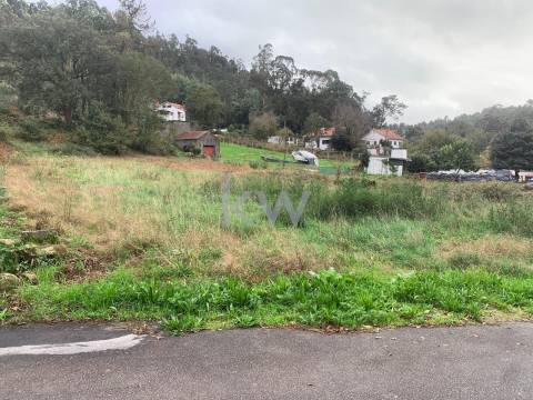 Terreno com viabilidade construtiva - Lanhelas - Caminha