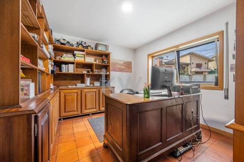 Venda Moradia T4 Santo Tirso