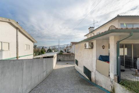 Venda Moradia T4 Santo Tirso