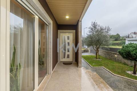 Moradia T3 em Amares 