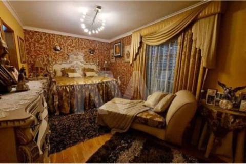 Moradia com acabamentos de luxo e piscina em Vila Verde