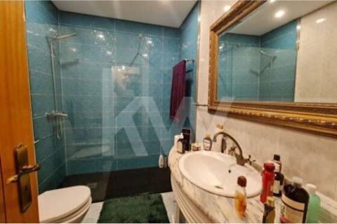 Moradia com acabamentos de luxo e piscina em Vila Verde