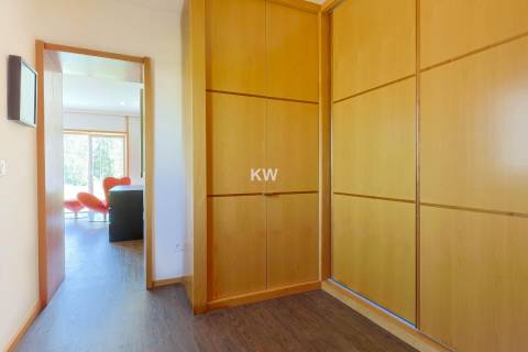 Moradia individual com Piscina terreno de 2661 m2 em Aveleda, Vila do Conde