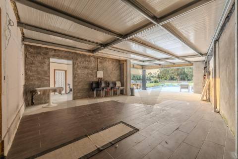 Moradia individual com Piscina terreno de 2661 m2 em Aveleda, Vila do Conde