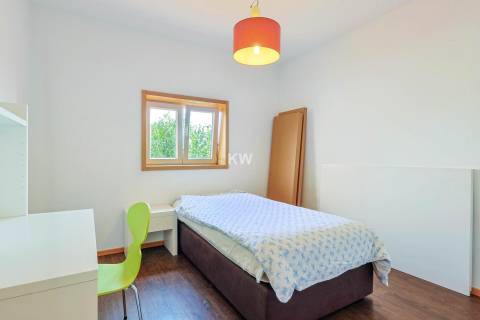 Moradia individual com Piscina terreno de 2661 m2 em Aveleda, Vila do Conde