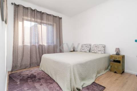 Moradia independente T6 com Piscina aquecida