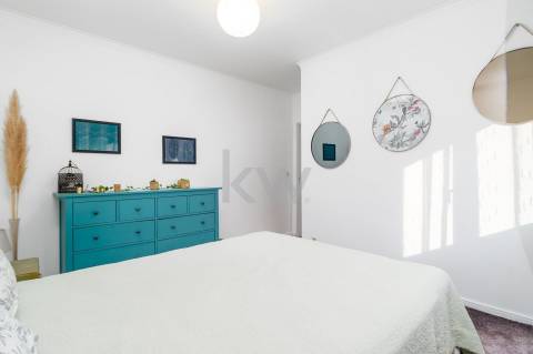 Moradia independente T6 com Piscina aquecida