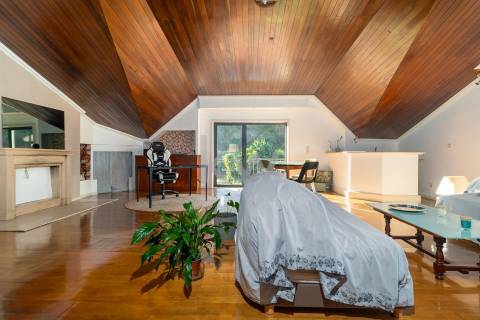 Moradia independente T6 com Piscina aquecida