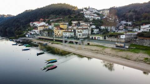 Moradia independente T6 com Piscina aquecida