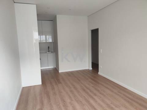 T1 Para arrendar na Rua da Alegria Porto