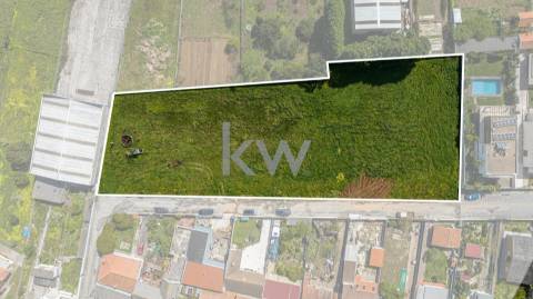 Terreno para construção na Travessa da Marinha, Madalena, Vila Nova de Gaia
