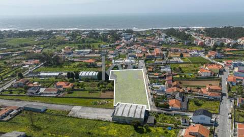 Terreno para construção na Travessa da Marinha, Madalena, Vila Nova de Gaia