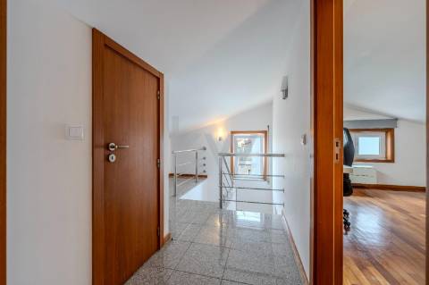 .Moradia T4+1 em Vila do Conte 4 frentes 