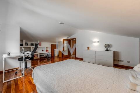 .Moradia T4+1 em Vila do Conte 4 frentes 