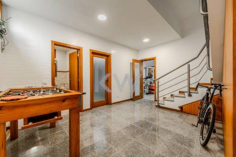 .Moradia T4+1 em Vila do Conte 4 frentes 