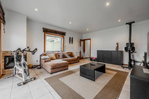 .Moradia T4+1 em Vila do Conte 4 frentes 