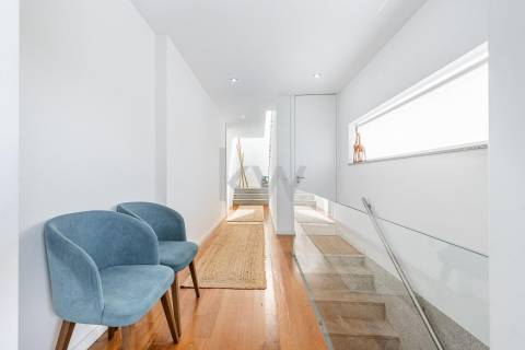 Moradia T5 com piscina e jardim em Santo Tirso