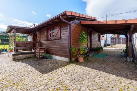 MORADIA T2 LOCALIZADA EM VIADAL - CEPELOS (VALE DE CAMBRA)