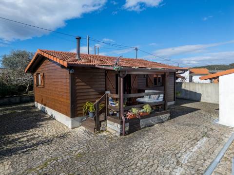 MORADIA T2 LOCALIZADA EM VIADAL - CEPELOS (VALE DE CAMBRA)