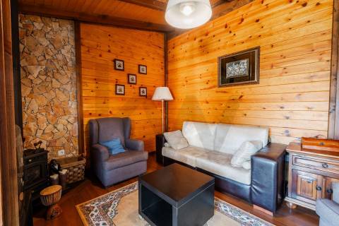 MORADIA T2 LOCALIZADA EM VIADAL - CEPELOS (VALE DE CAMBRA)