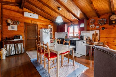 MORADIA T2 LOCALIZADA EM VIADAL - CEPELOS (VALE DE CAMBRA)