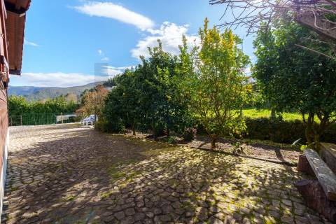 MORADIA T2 LOCALIZADA EM VIADAL - CEPELOS (VALE DE CAMBRA)