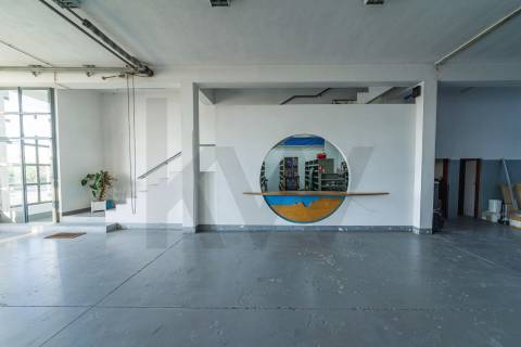 Armazém de 800m2 na rotunda do mar shopping 