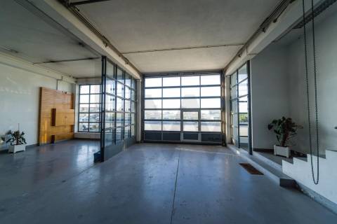 Armazém de 800m2 na rotunda do mar shopping 