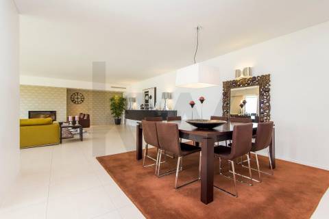 Moradia de Luxo T4 com 746m2 de Área no Parque Natural das Sete Fontes em S. Victor, Braga