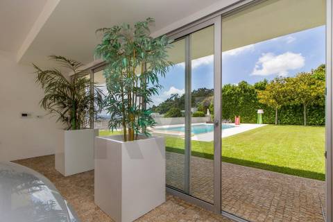 Moradia de Luxo T4 com 746m2 de Área no Parque Natural das Sete Fontes em S. Victor, Braga