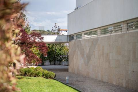 Moradia de Luxo T4 com 746m2 de Área no Parque Natural das Sete Fontes em S. Victor, Braga