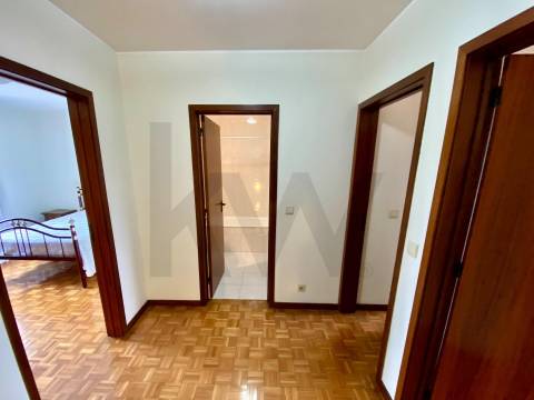 Moradia T4 com Jardim e Garagem – S. Cosme, Gondomar