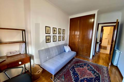 T3 Rua do Agueiro – com terraço e varanda- Vila Nova de Gaia