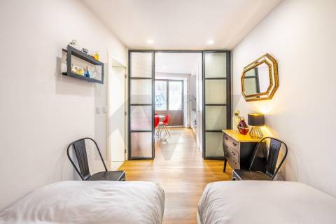 Apartamento T1 para Arrendamento no Centro do Porto - Cais das Pedras