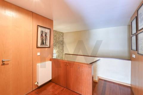 Excelente Apartamento T5 Duplex c/ 270 m2 zona Campo Alegre-Porto