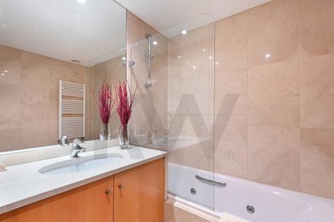 Excelente Apartamento T5 Duplex c/ 270 m2 zona Campo Alegre-Porto